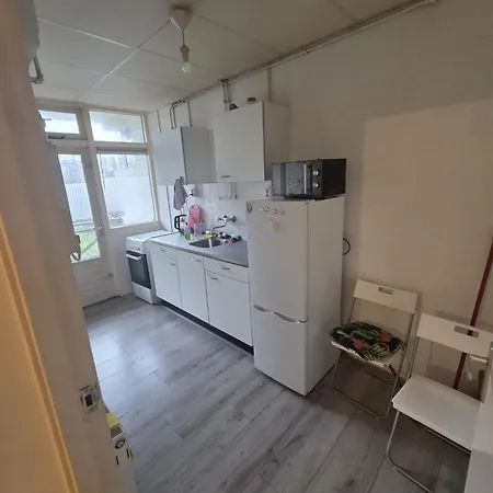 아파트 The Hague Appartment 헤이그